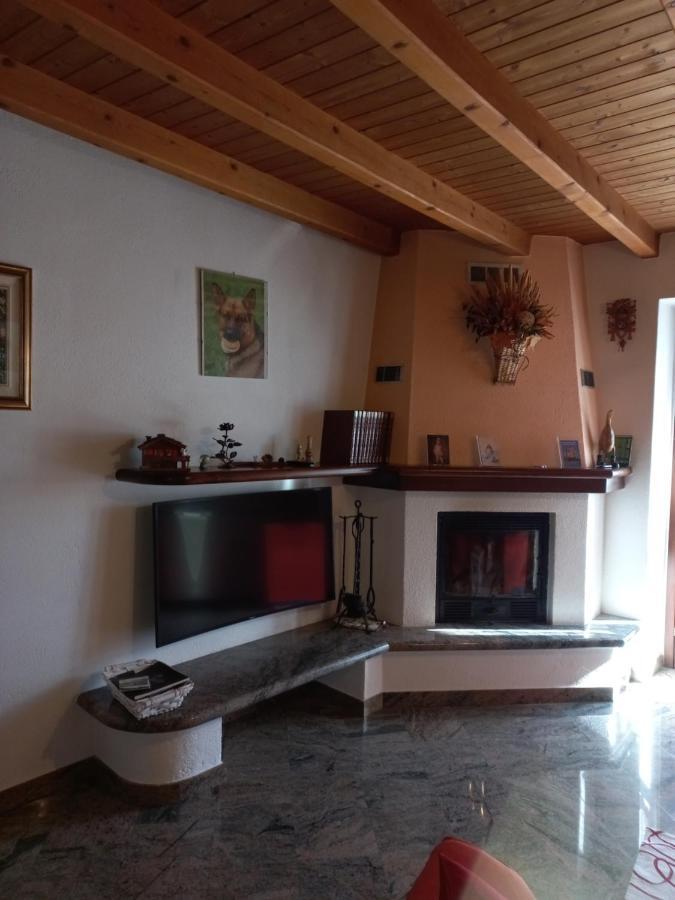 Casa Vacanza Da Ghislin Teglio Exterior foto